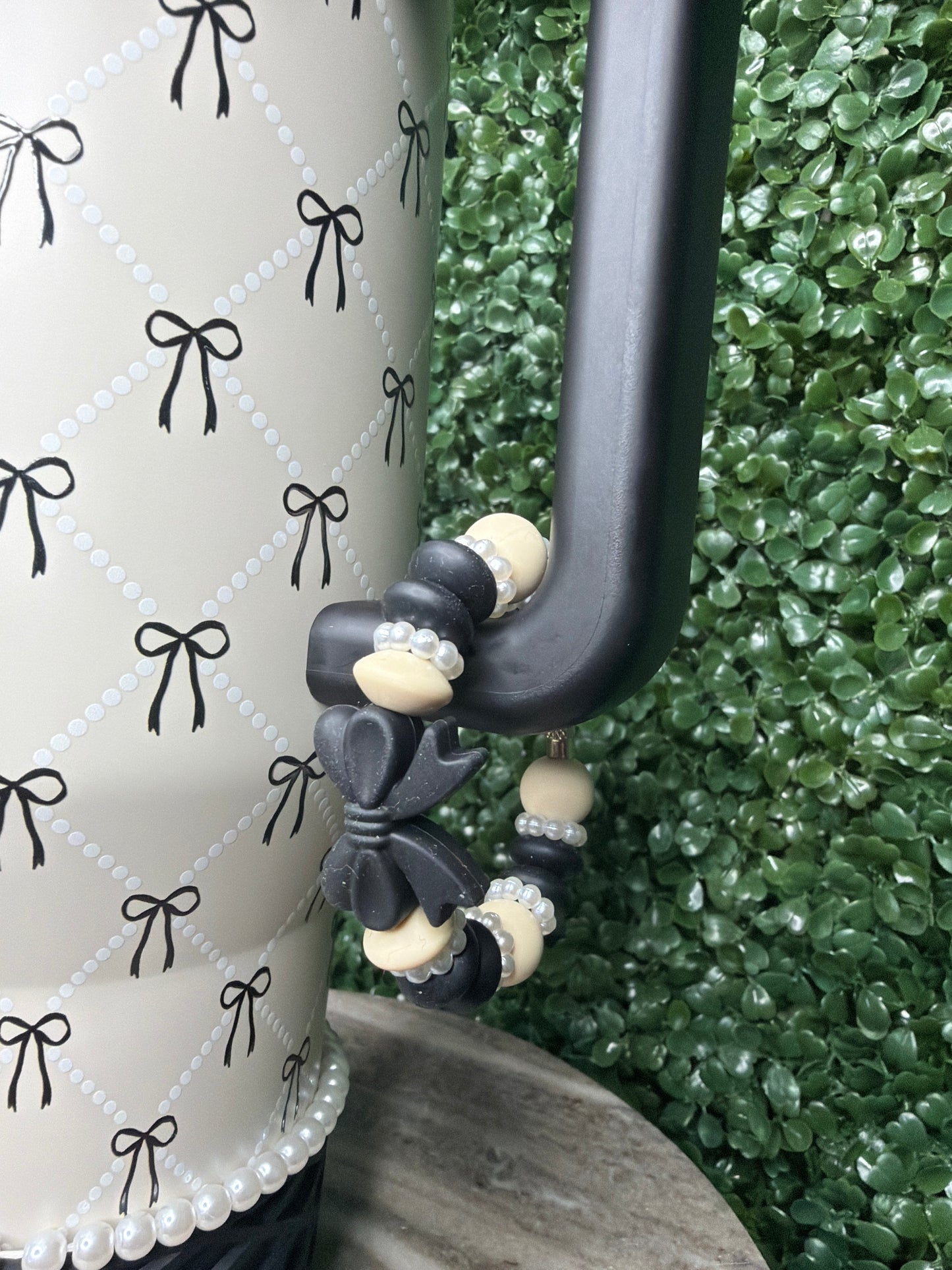 Stella bow handle charm